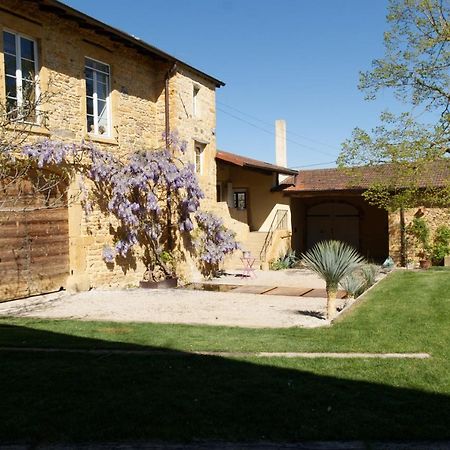 Lodges En Pierres Dorees Saint-Germain-Nuelles Exteriör bild