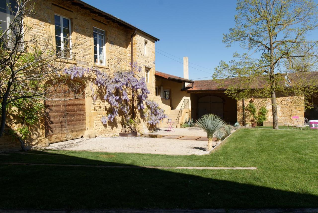 Lodges En Pierres Dorees Saint-Germain-Nuelles Exteriör bild