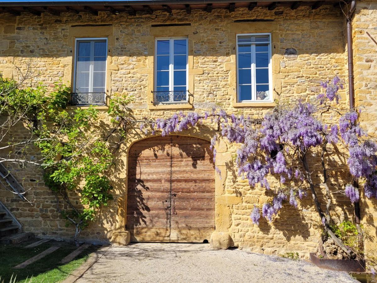 Lodges En Pierres Dorees Saint-Germain-Nuelles Exteriör bild