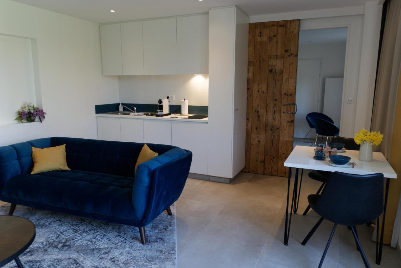 Lodges En Pierres Dorees Saint-Germain-Nuelles Exteriör bild